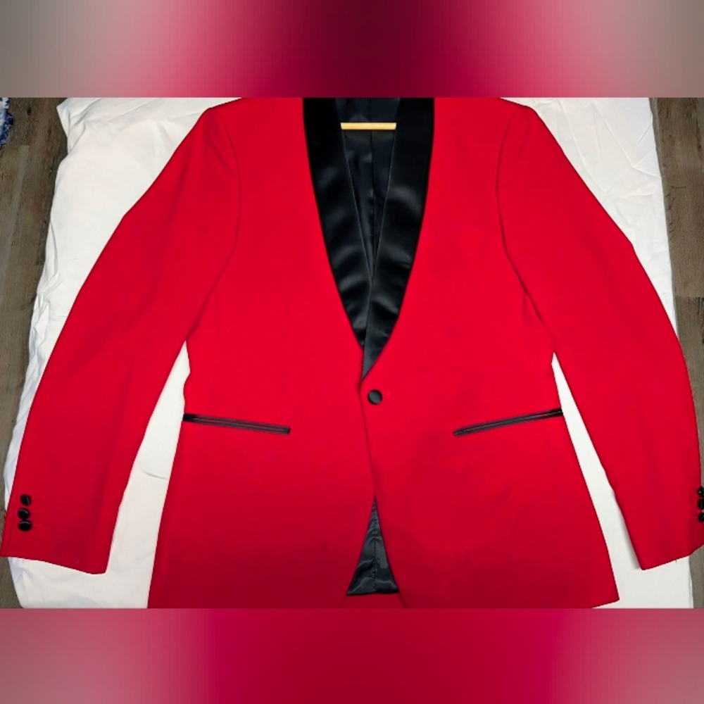 Rose Red Egara 42R Slim fit Formal Blazer  J.Ferrar 32w30L Formal Pants Set
